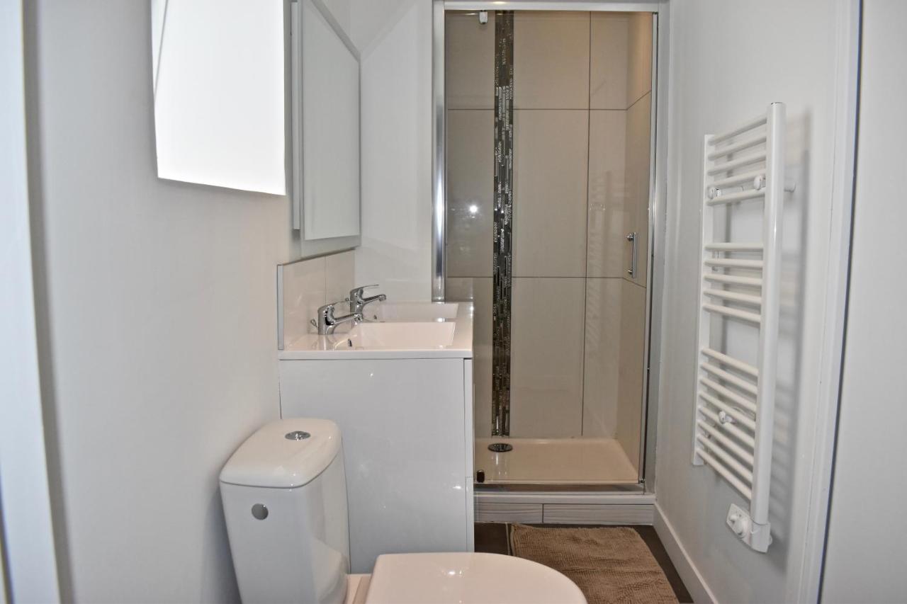 Coliving Tout Confort- Loos Les Lille-Maison Partagee-7 Chambres-5 Sdb-6Wc-Loos Les Lille Esterno foto